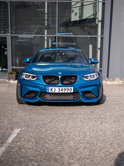 BMW M2 10 of 30