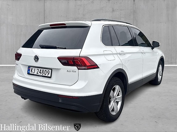 Volkswagen Tiguan 6 of 17