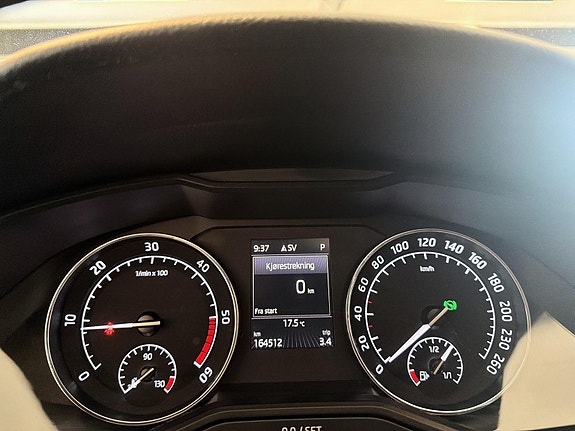 Skoda Superb 15 of 20