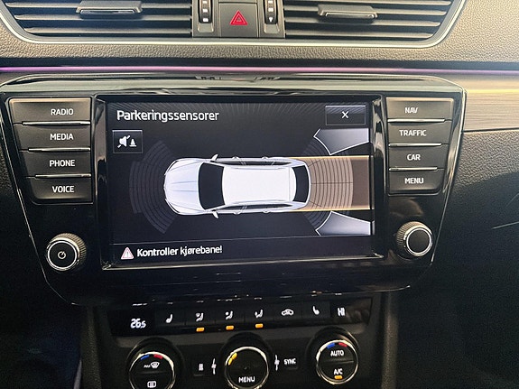 Skoda Superb 17 of 20