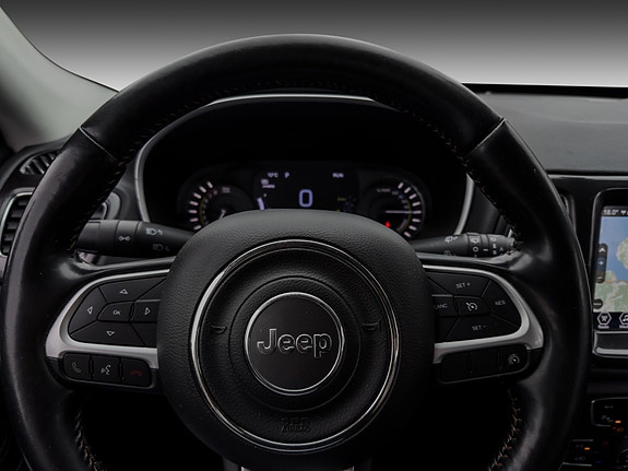 Jeep Compass 13 of 29