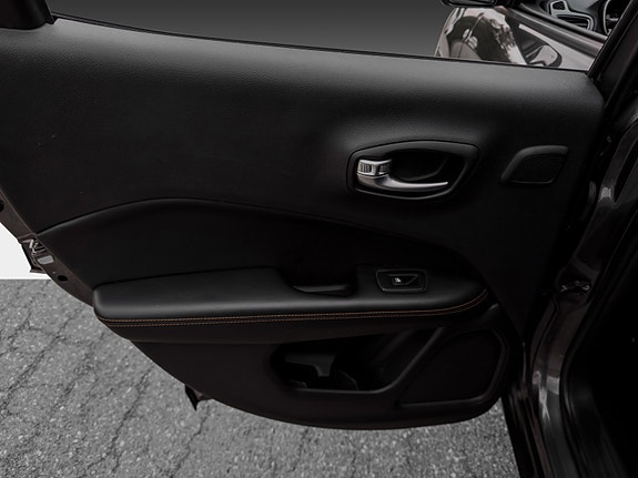 Jeep Compass 19 of 29
