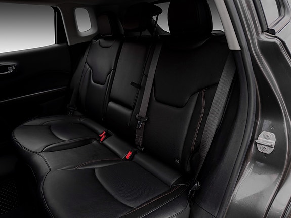 Jeep Compass 20 of 29