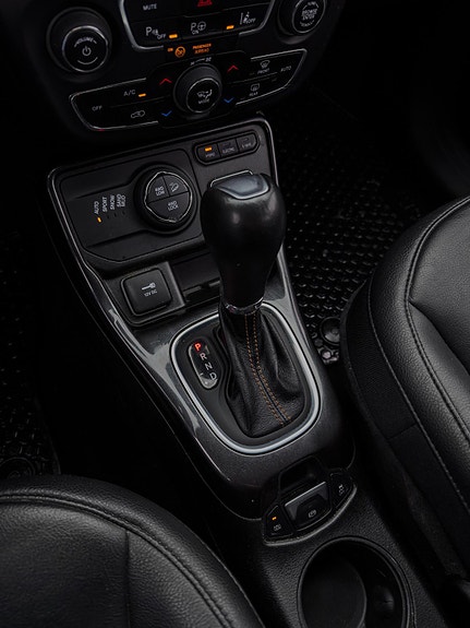 Jeep Compass 15 of 29