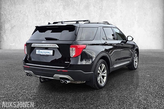 Ford Explorer 4 of 17