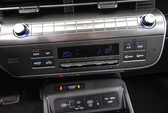 Hyundai Kona 18 of 30