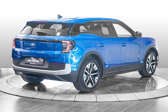 Ford Explorer 9 of 28
