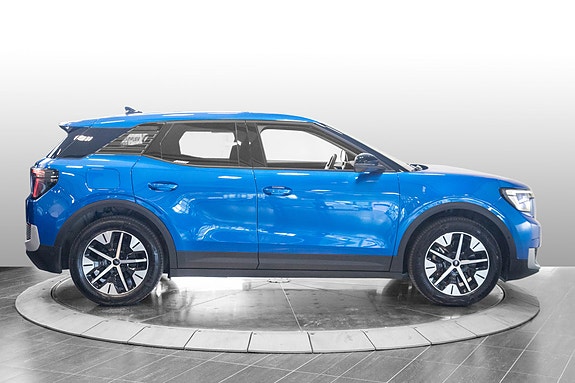 Ford Explorer 10 of 28