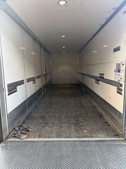 Mercedes-Benz Actros 2546 8 of 19