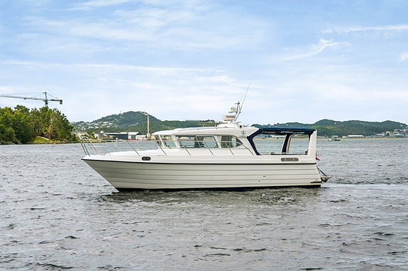 Viknes 1030 K3-369 HK, Ny Axiom 12",baug/hekkthruster,3 lugarer,aksling,Skipsreg 3 of 30