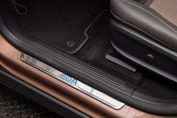 Mercedes-Benz EQA250 14 of 25