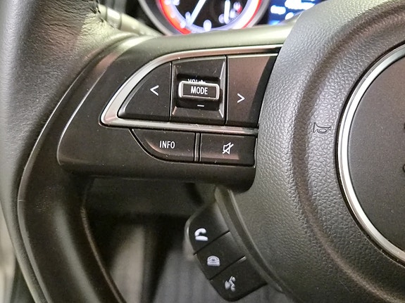 Suzuki Swift 17 of 26