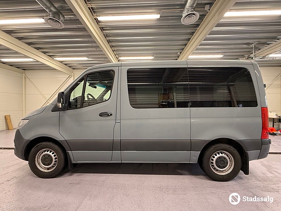 Mercedes-Benz Sprinter 8 of 10