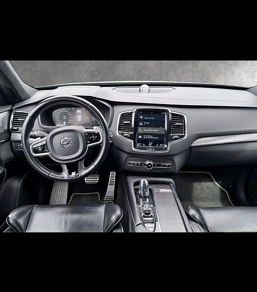 Volvo XC90 9 of 17