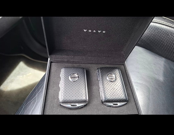 Volvo XC90 17 of 17