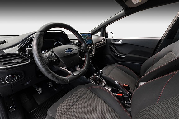 Ford Fiesta 19 of 22