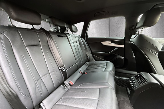 Audi A4 allroad 17 of 30