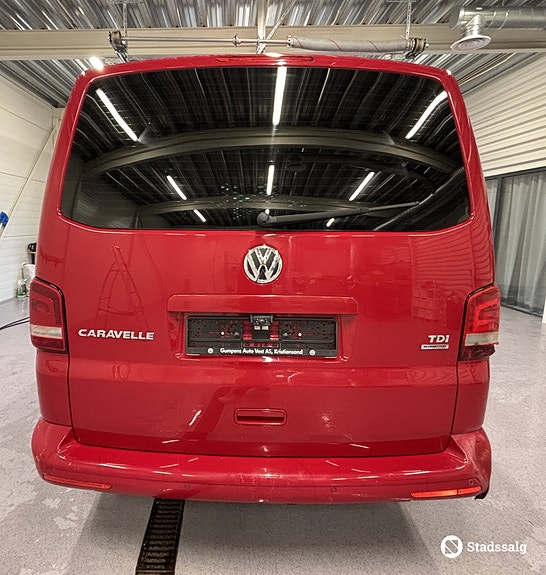 Volkswagen Caravelle 4 of 10