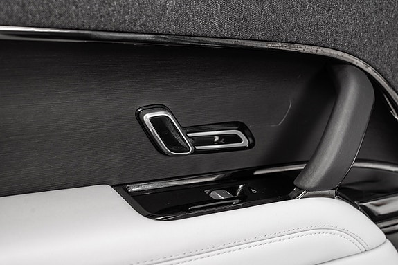 Land Rover Range Rover Sport 26 of 30