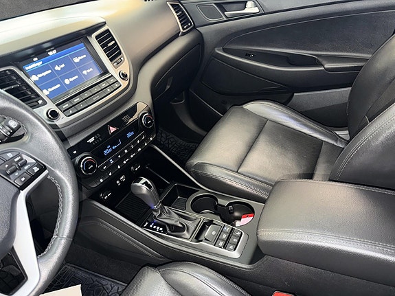 Hyundai Tucson 19 of 20