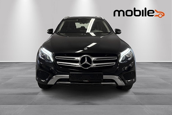 Mercedes-Benz GLC350 e 18 of 24