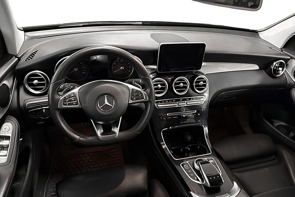 Mercedes-Benz GLC350 e 6 of 24