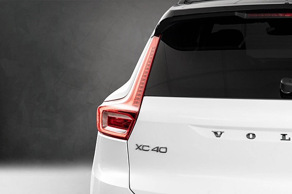 Volvo XC40 9 of 30