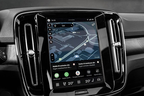 Volvo XC40 14 of 30