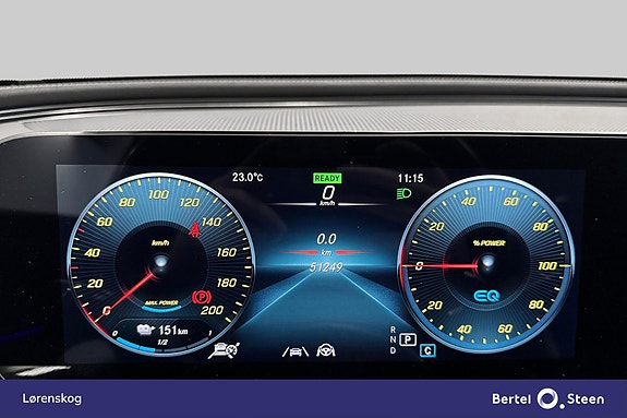 Mercedes-Benz EQC400 17 of 28