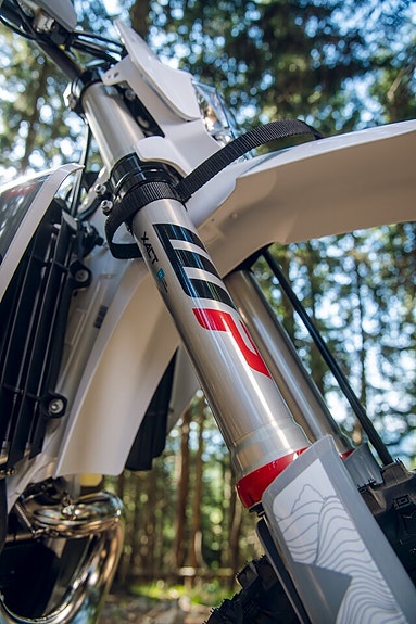 Husqvarna TE 300 PRO Enduro 2-takt Toppmodell PÅ VEI INN 16 of 30