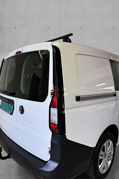 Volkswagen Caddy Maxi 13 of 30