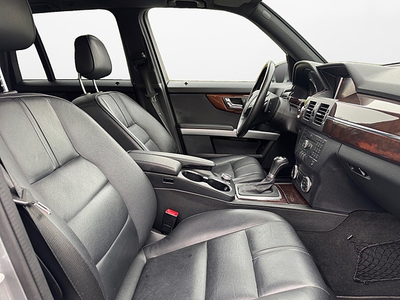 Mercedes-Benz GLK220 14 of 15
