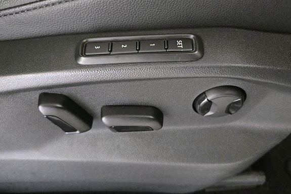 Volkswagen Tiguan 25 of 30