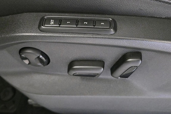 Volkswagen Tiguan 23 of 30