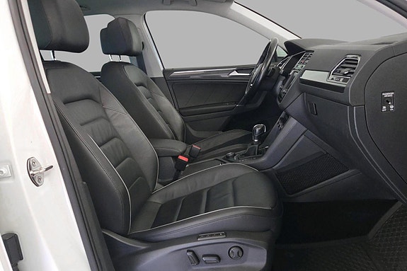 Volkswagen Tiguan 24 of 30