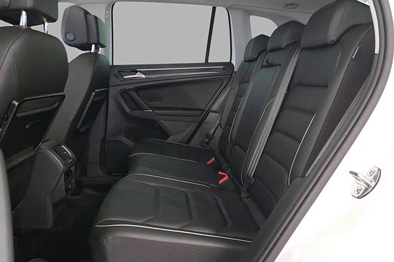 Volkswagen Tiguan 26 of 30