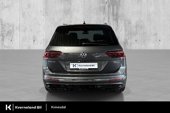 Volkswagen Tiguan 8 of 30