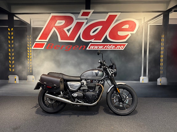 Triumph Street Twin 3 of 14