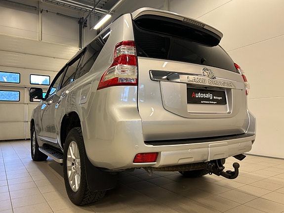 Toyota Land Cruiser 15 of 30