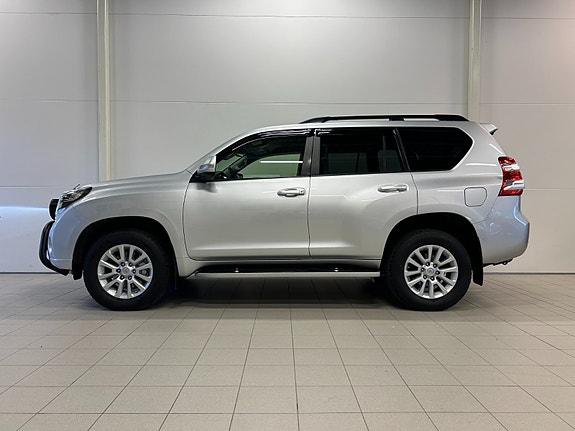 Toyota Land Cruiser 18 of 30