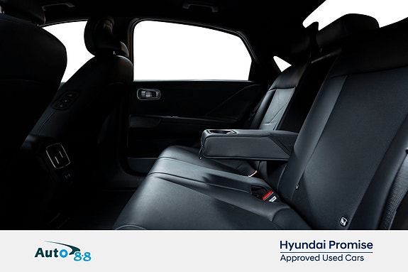 Hyundai Ioniq 6 30 of 30