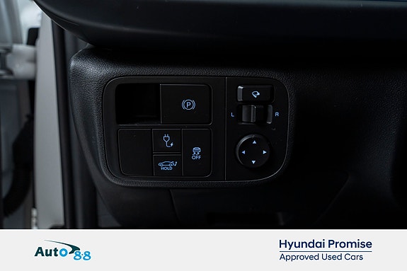Hyundai Ioniq 6 23 of 30