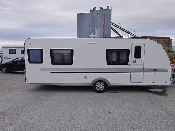 Adria Adora 613HT 7 of 29