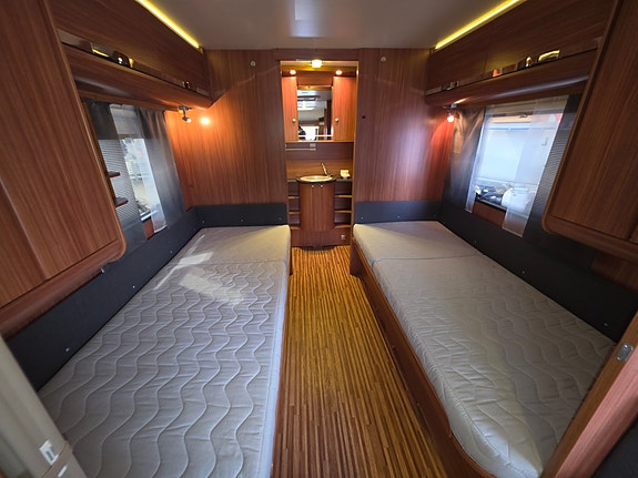 Adria Adora 613HT 16 of 29