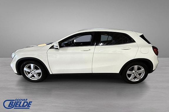 Mercedes-Benz GLA220 d 8 of 19