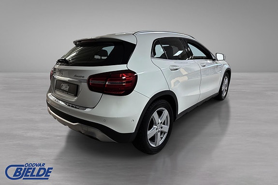 Mercedes-Benz GLA220 d 5 of 19