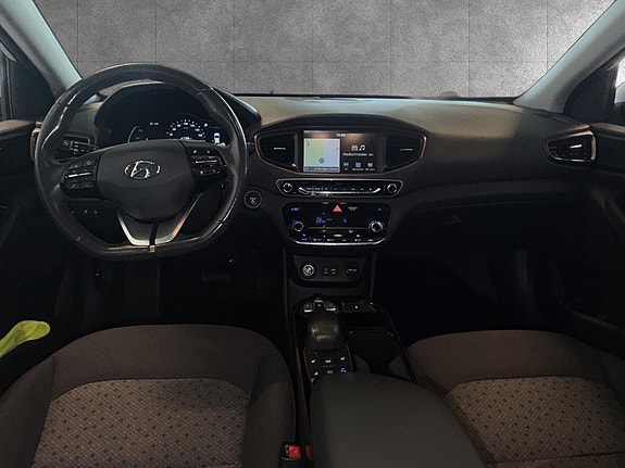 Hyundai IONIQ 13 of 20