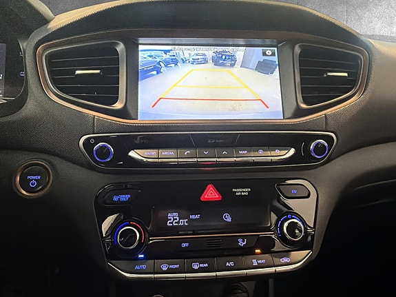 Hyundai IONIQ 17 of 20