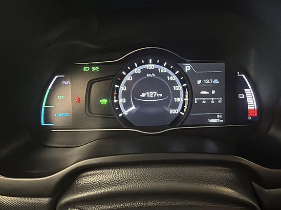 Hyundai IONIQ 15 of 20