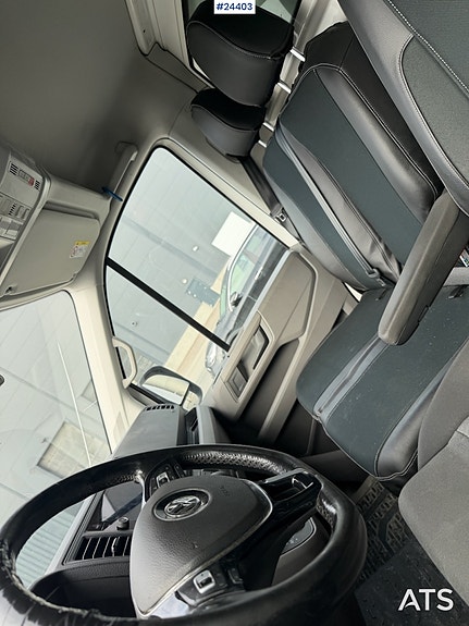 Volkswagen Crafter 17 of 25